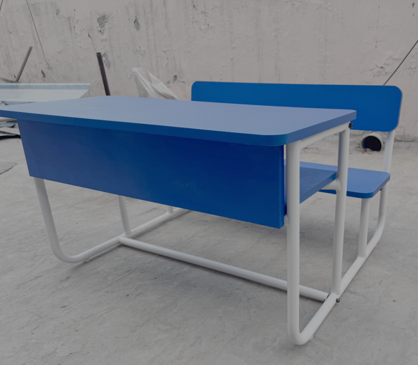 Desk: MIC DSK 424