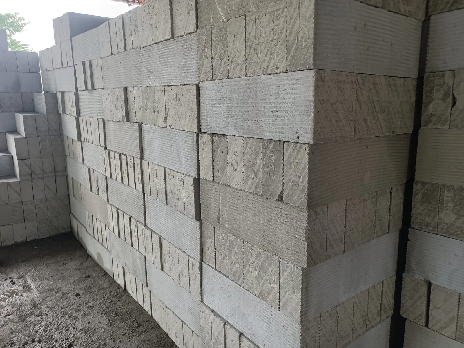 Zerund Bricks (thickness: 100mm, 125mm and 200mm)
